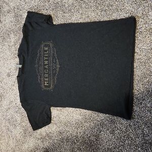 Pioneer Woman tee shirt